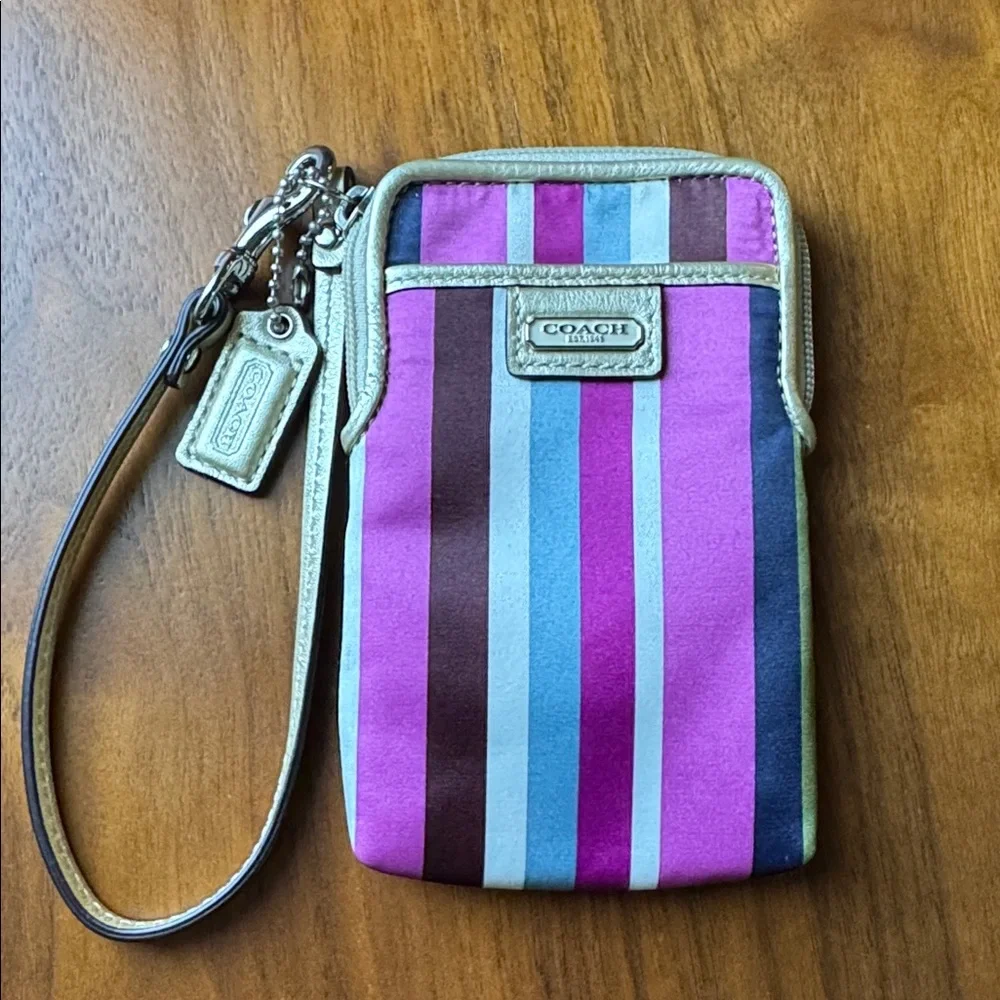 Coach Legacy Stripe Universal Wristlet Pouch Zip Wallet Gold Leather Pink Inside